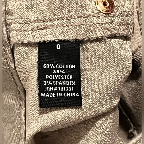 Refuge Women's Mauve High Waisted Button Up and Zipper Shorts Size 0 - Picture 11 of 15